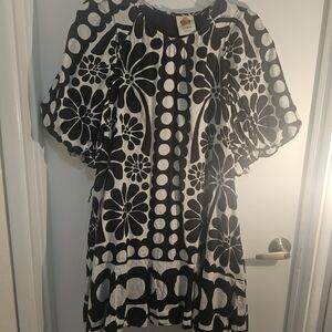 FARM Rio Monochrome Floral Puff Sleeve Blouse